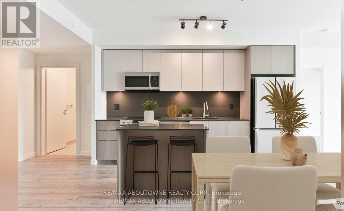 Apartment at A0309 - 125 BRONTE ROAD, Oakville (BR Bronte)