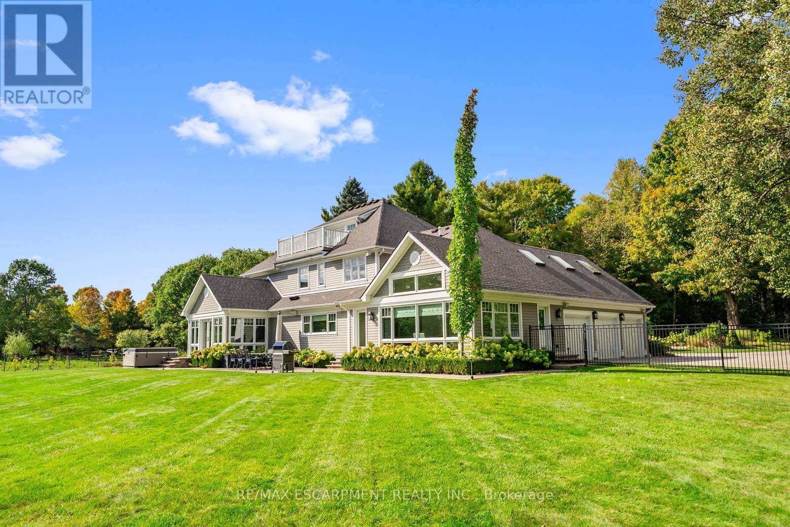 Detached at 6502 MCNIVEN ROAD, Burlington