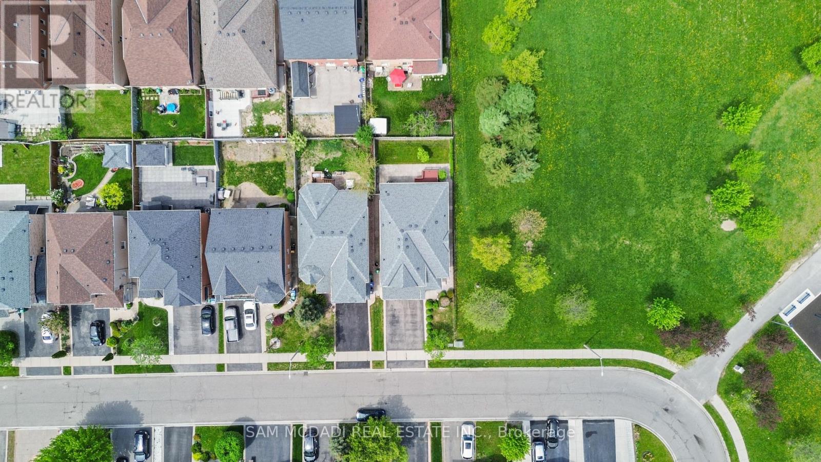 Detached at 38 MAPLE BEACH CRESCENT, Brampton