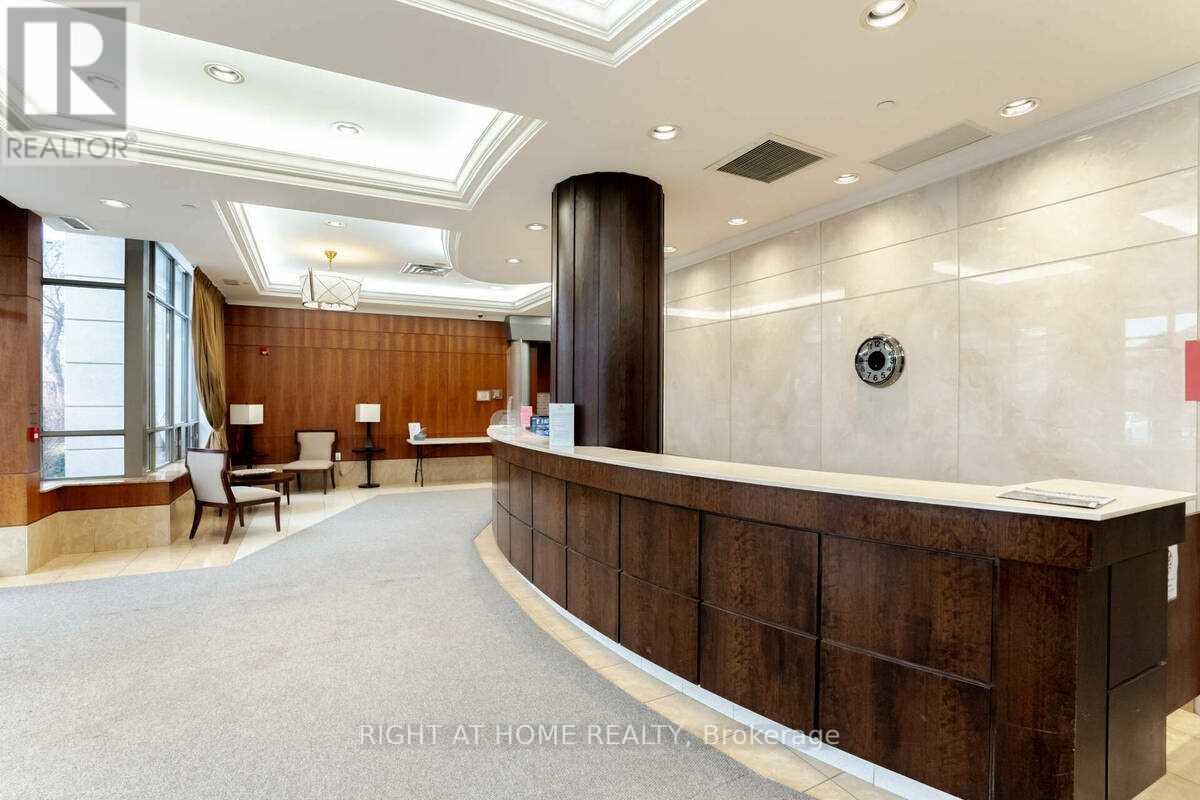 Apartment at 1808 - 55 STRATHAVEN DRIVE, Mississauga