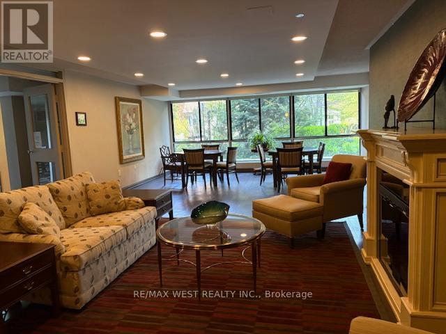 Apartment at 604 - 1400 DIXIE ROAD, Mississauga