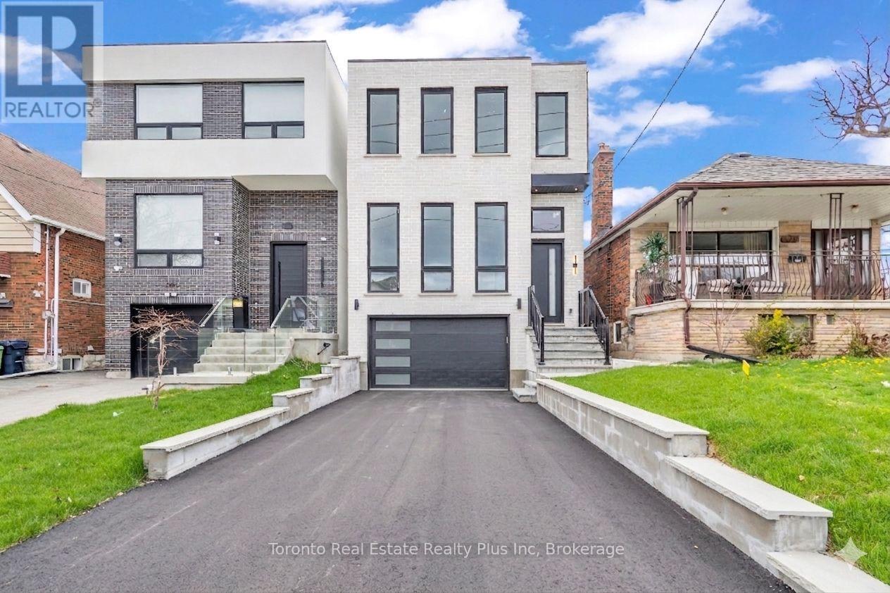 Detached at 138 BOWIE AVENUE, Toronto (Briar Hill-Belgravia)