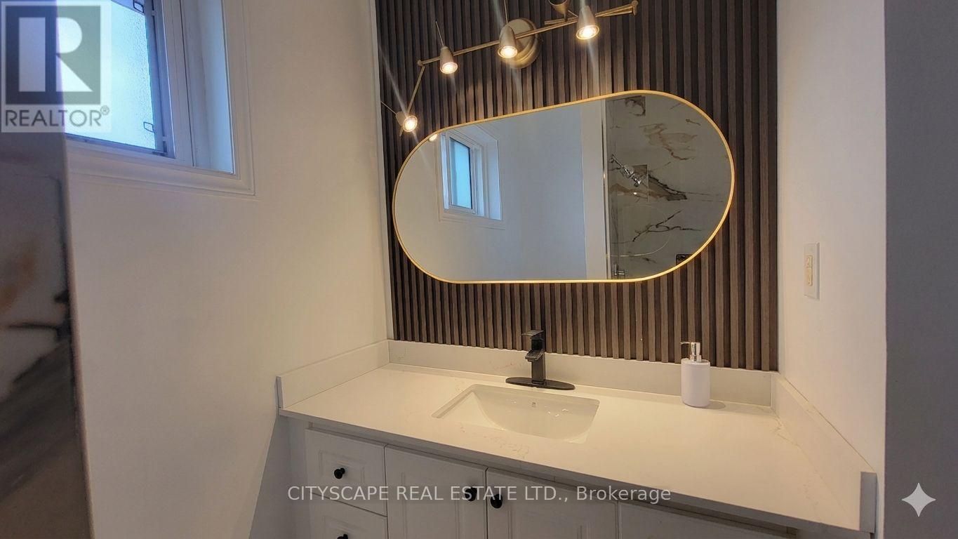 Semi-Detached/Link at 3450 ELLENGALE DRIVE, Mississauga