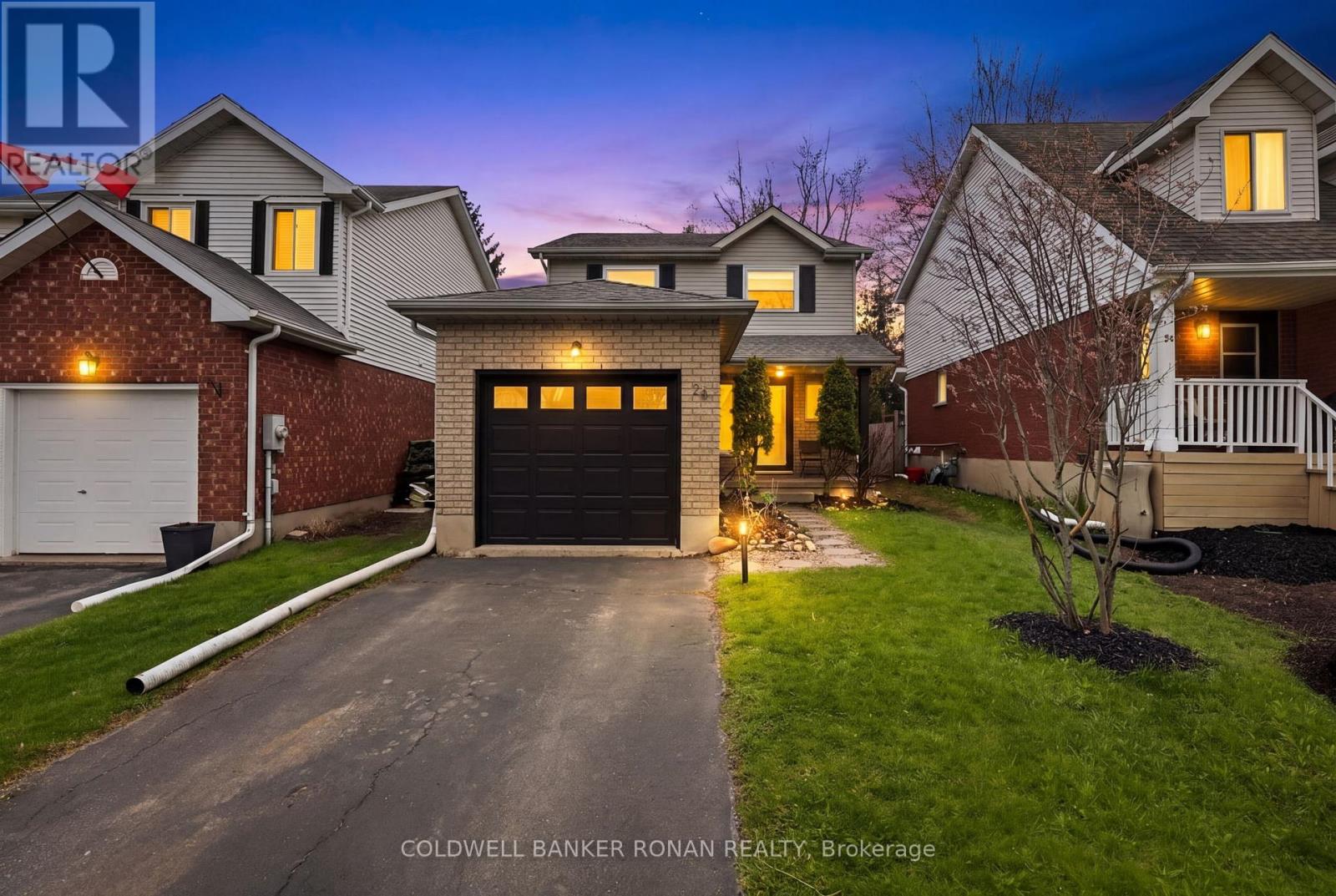 Detached at 26 PHEASANT COURT, Orangeville