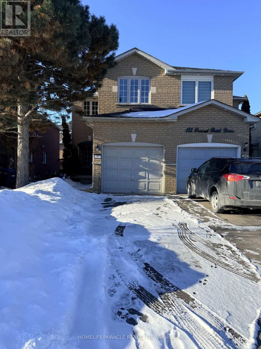 Semi-Detached/Link at 137 PRESSED BRICK DRIVE, Brampton (Brampton North)