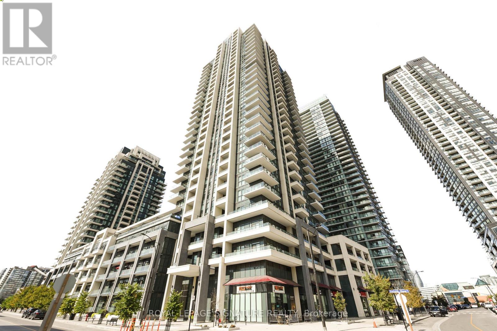 Apartment at PH3 - 4055 PARKSIDE VILLAGE DRIVE, Mississauga