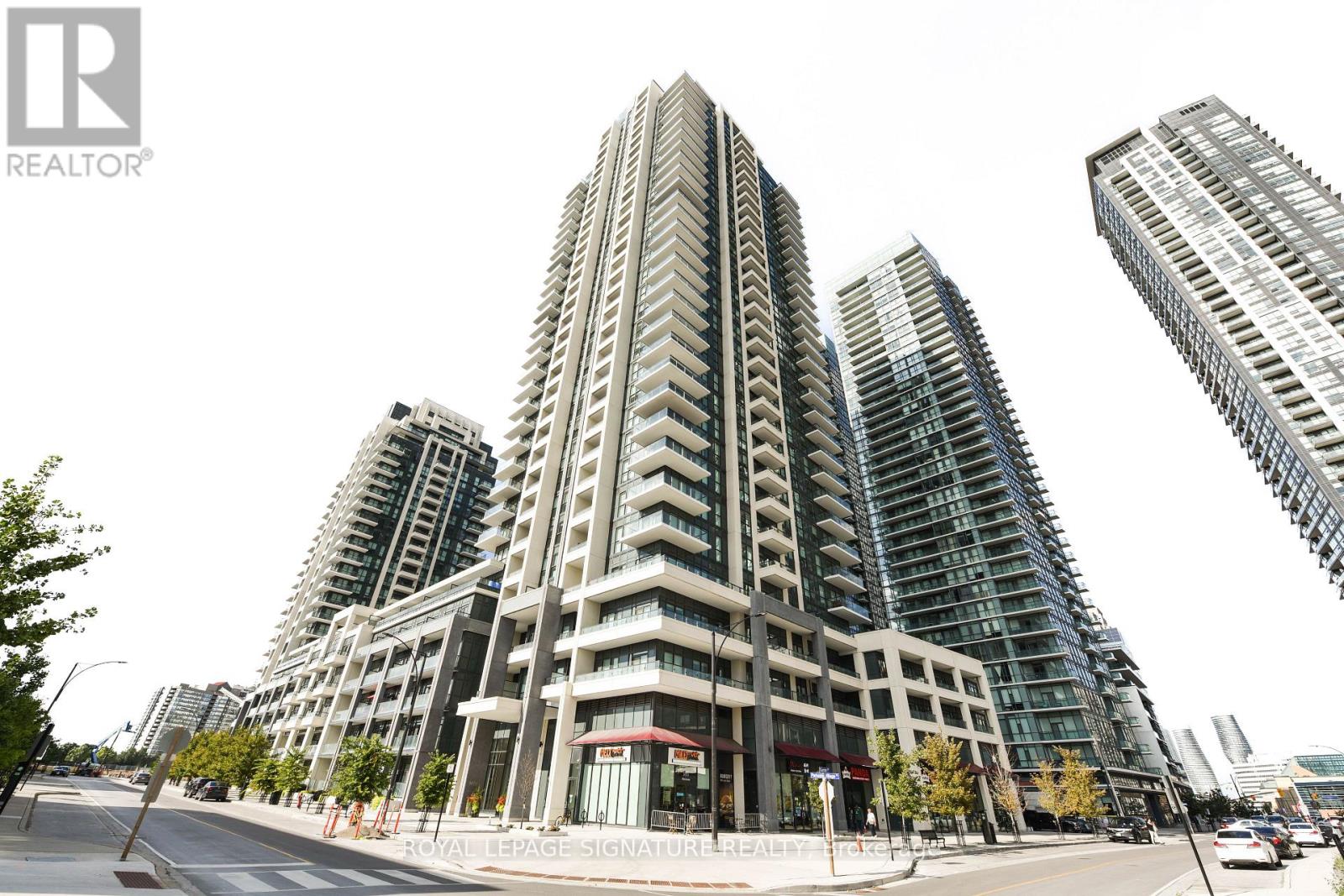 Apartment at PH3 - 4055 PARKSIDE VILLAGE DRIVE, Mississauga