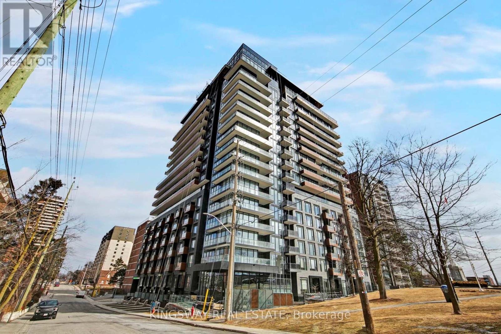 Apartment at 910 - 21 PARK STREET, Mississauga (Port Credit)