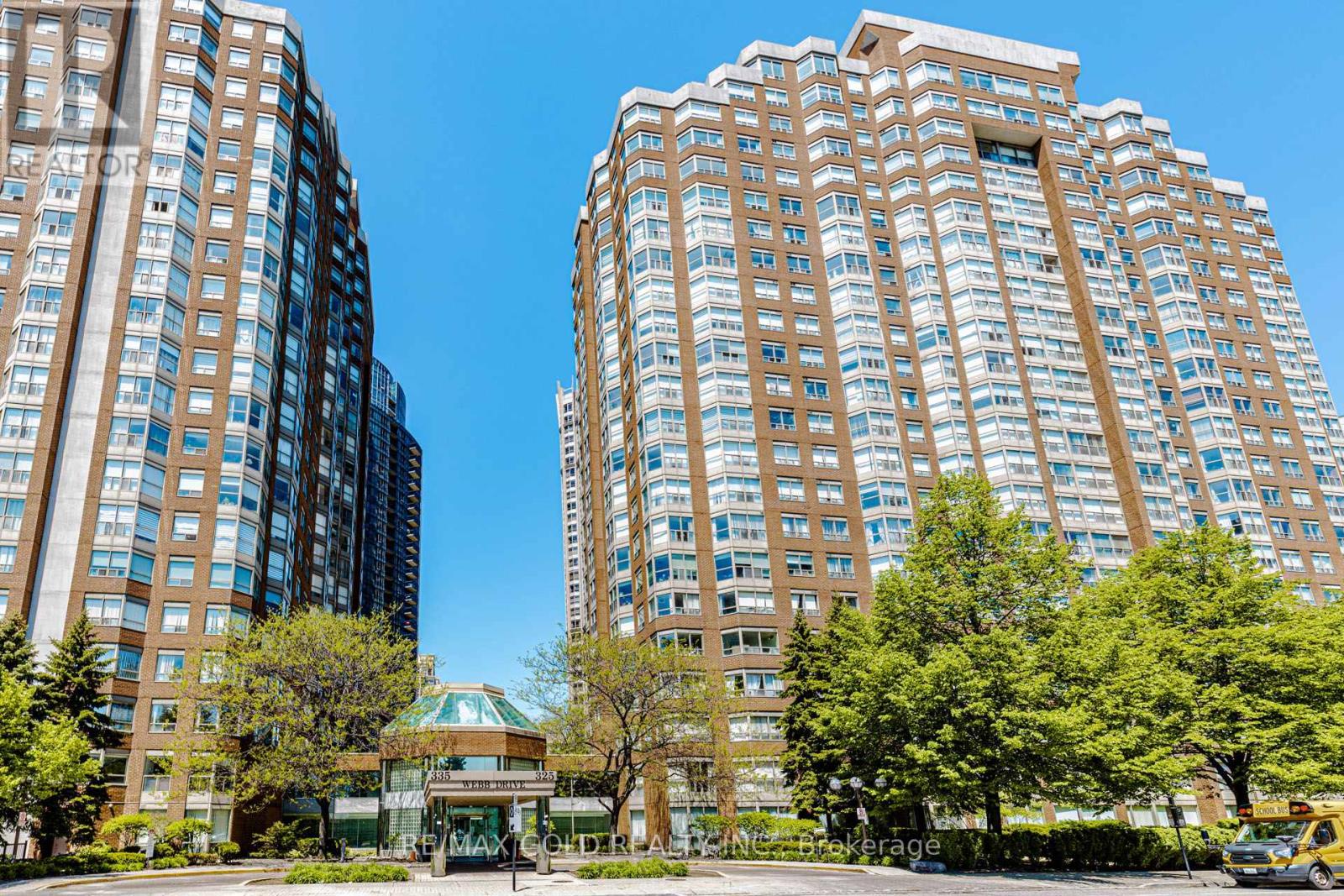 Apartment at PH 201 - 325 WEBB DRIVE, Mississauga (City Centre)