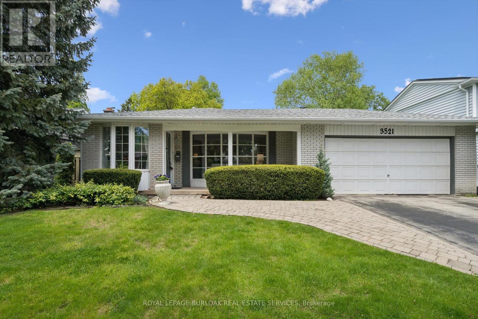 Detached at 3521 REGAL ROAD, Burlington