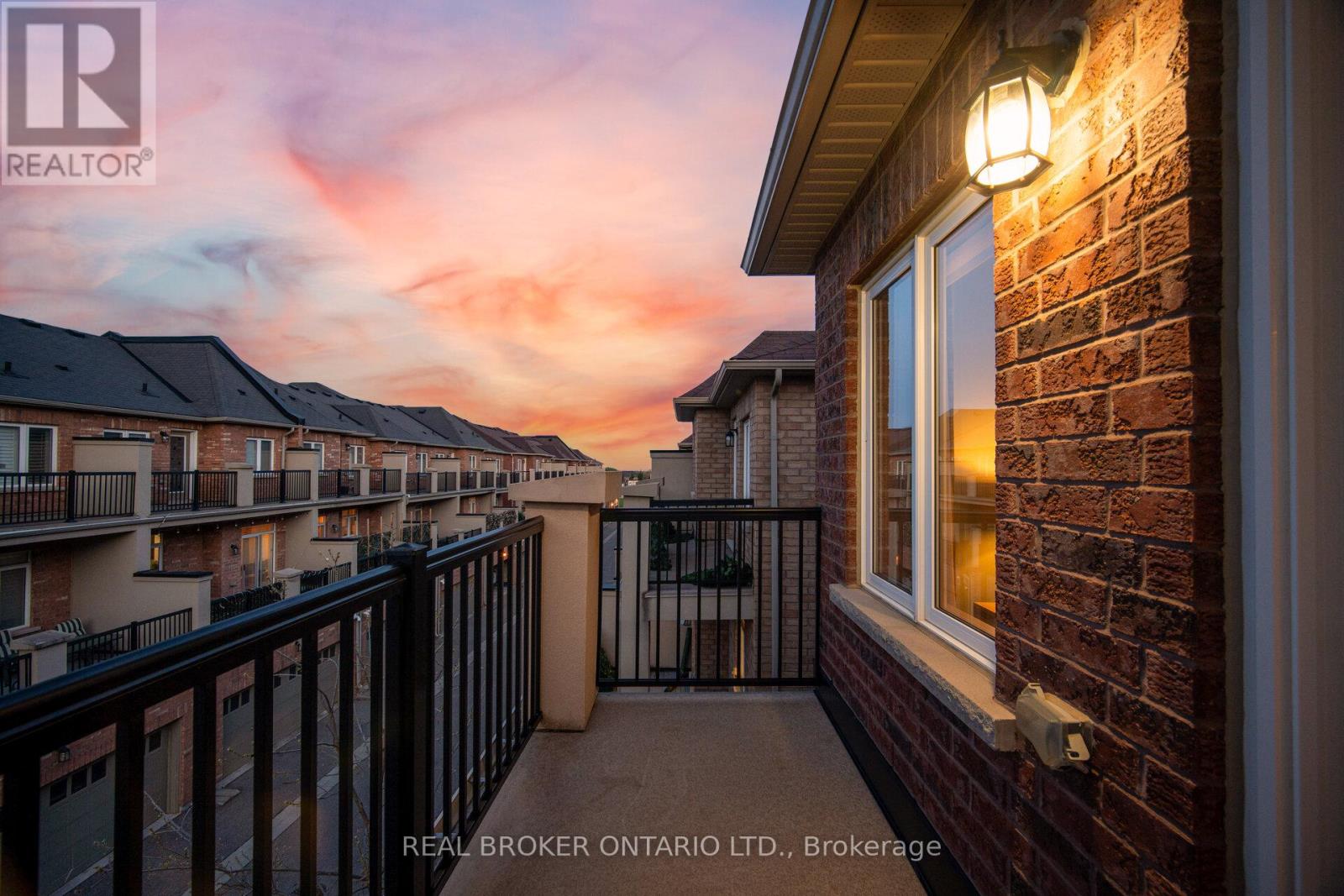 Townhouse at 3077 PRESERVE DRIVE, Oakville