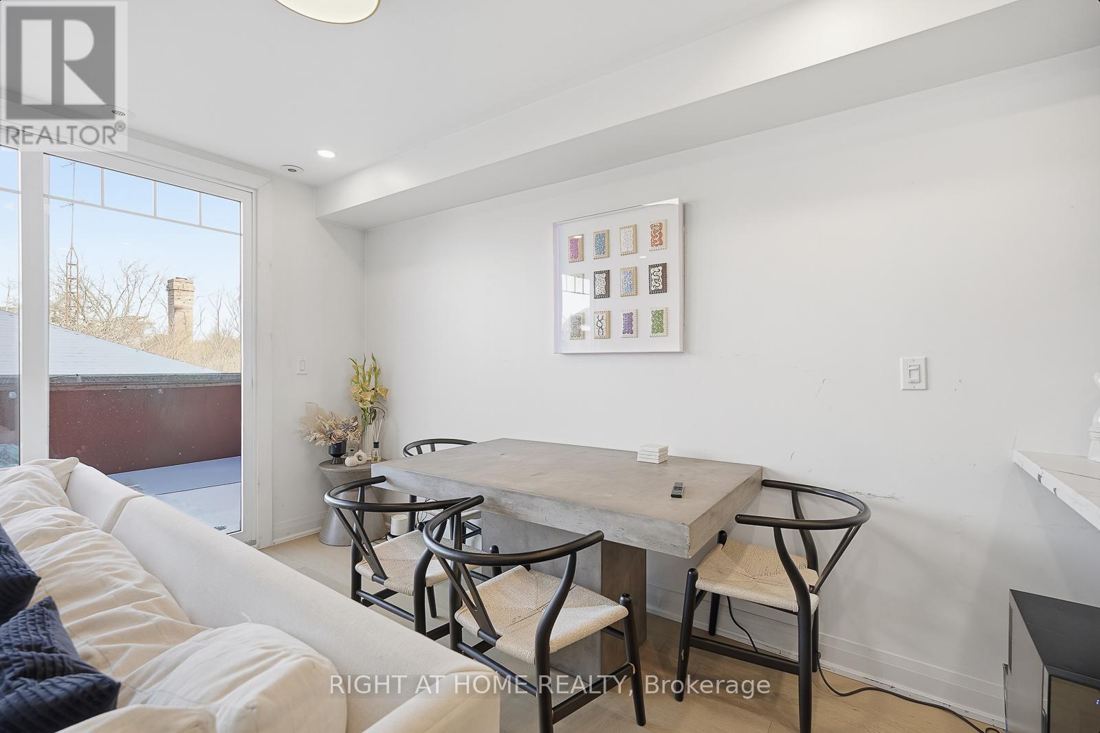 Townhouse at 217 - 3400 LAKE SHORE BOULEVARD W, Toronto