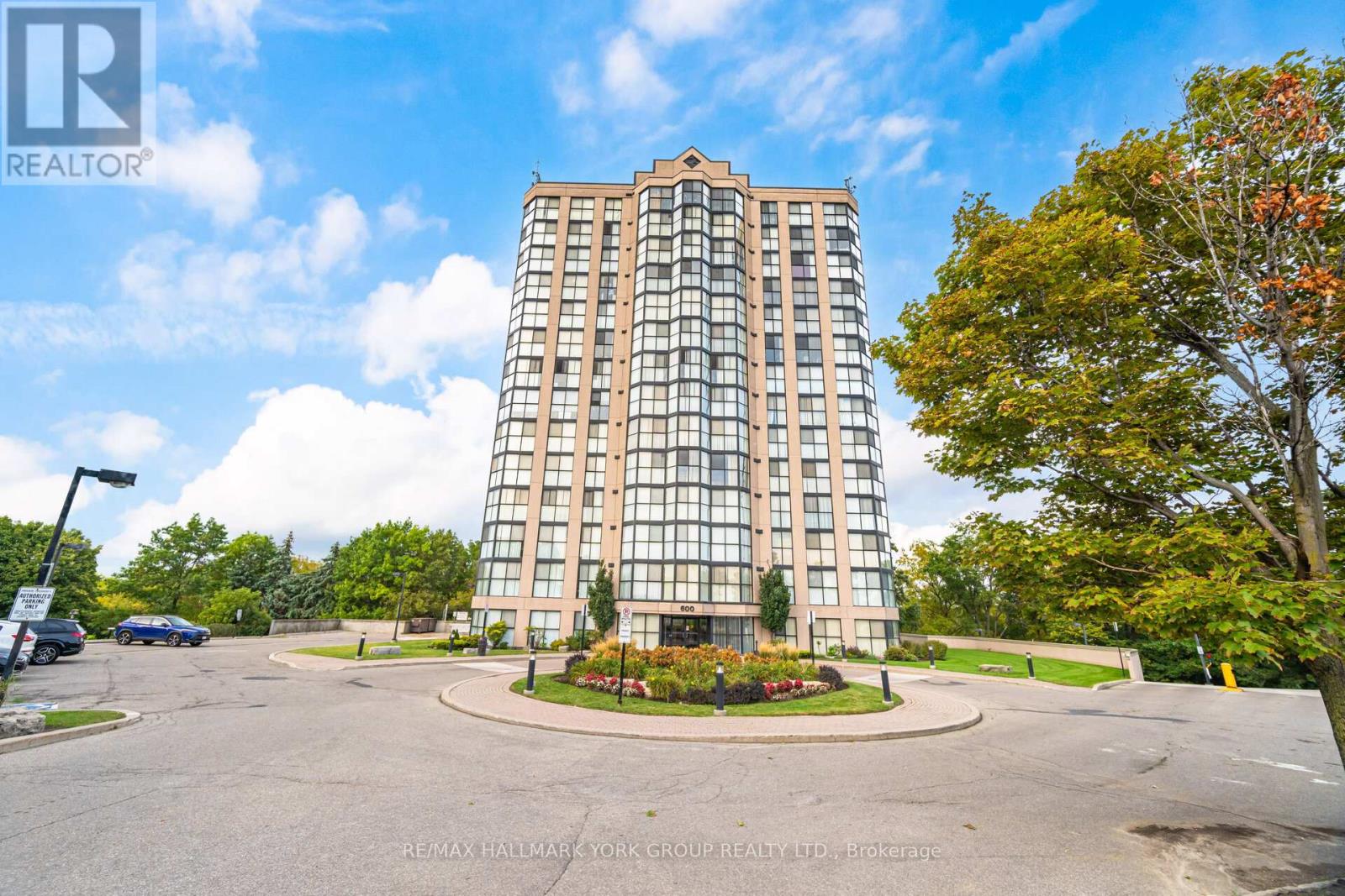 Apartment at 1402 - 600 REXDALE BOULEVARD, Toronto (West Humber-Clairville)