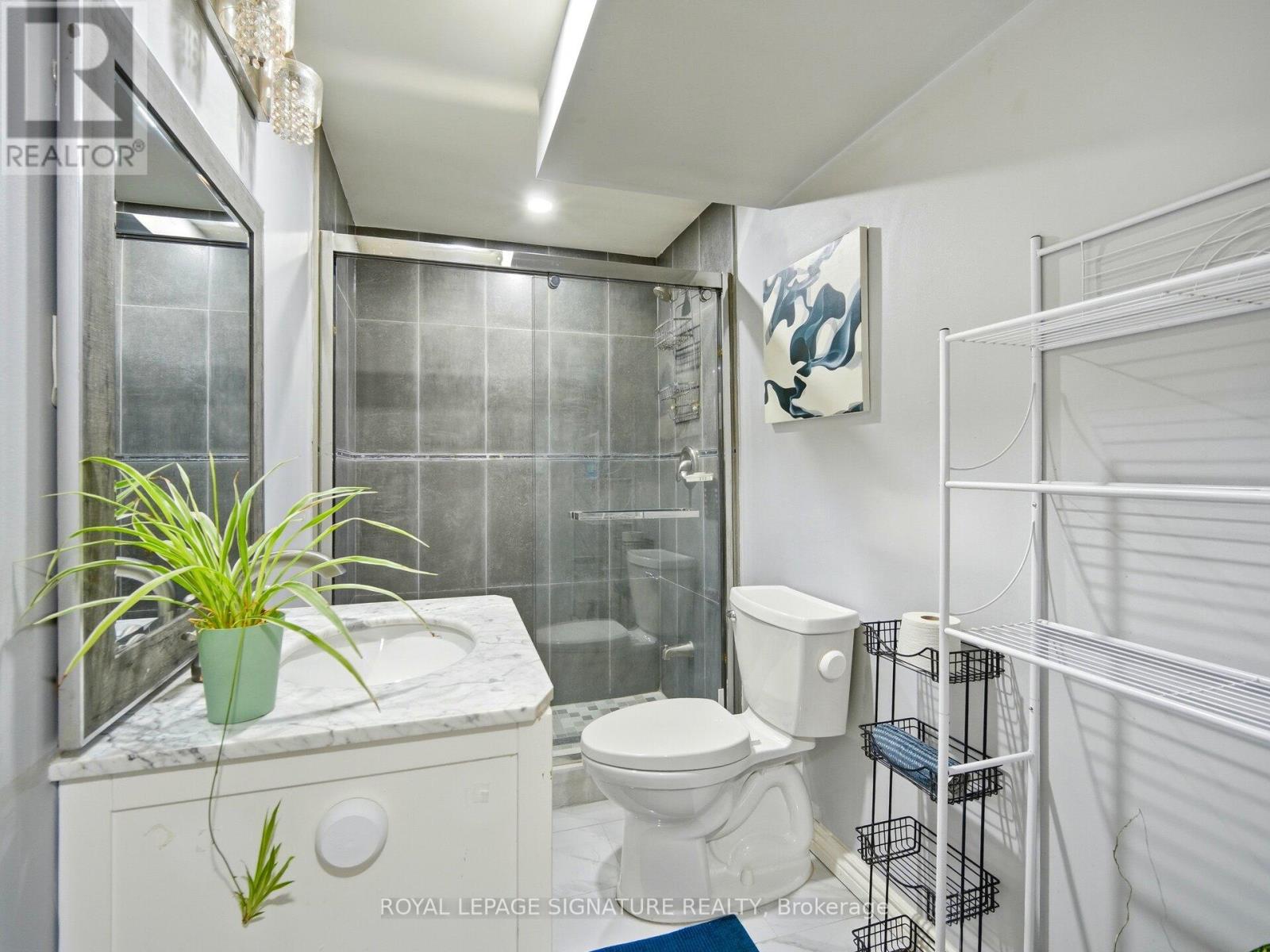 Semi-Detached/Link at 92 OWLRIDGE DRIVE, Brampton