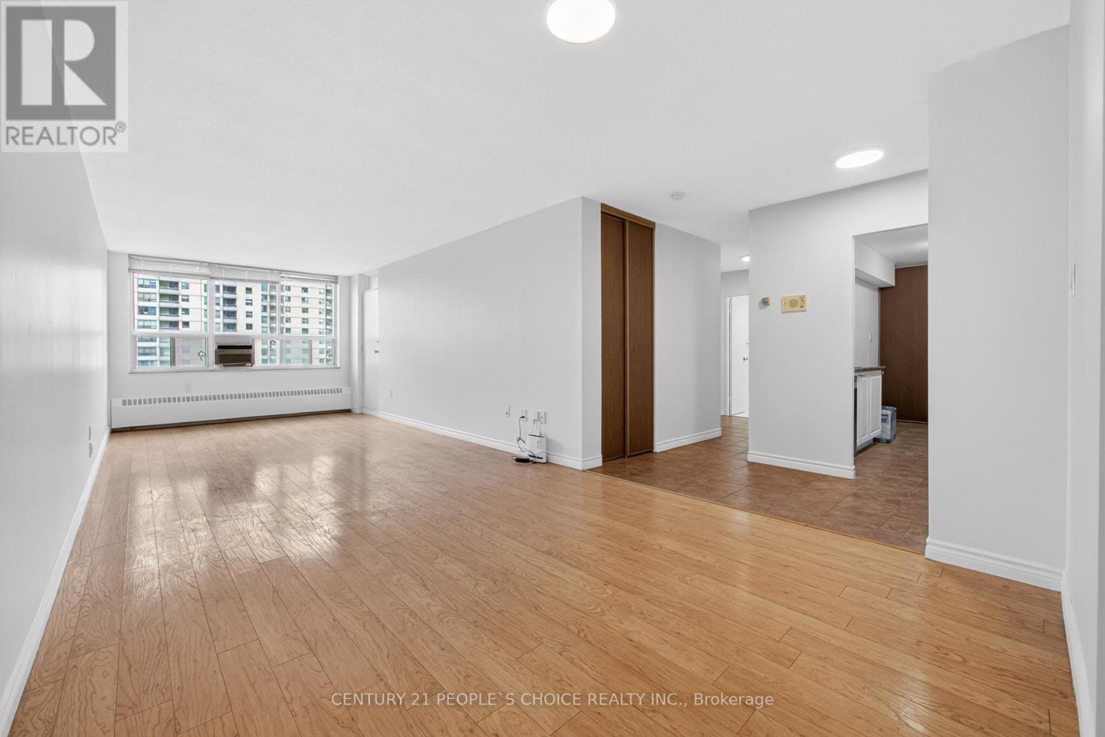 Apartment at 702 - 390 DIXON ROAD, Toronto