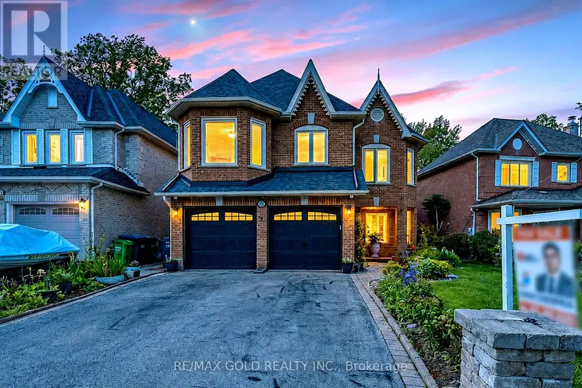 Detached at 103 VIVIANS CRESCENT, Brampton (Fletcher's West)