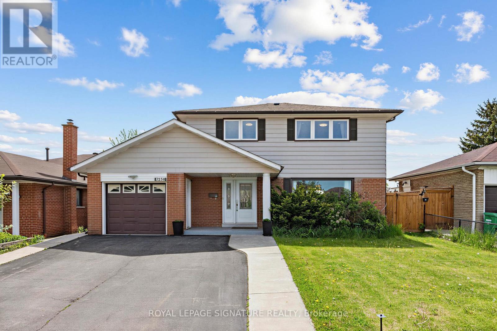 Detached at 7258 VERNOR DRIVE, Mississauga (Malton)