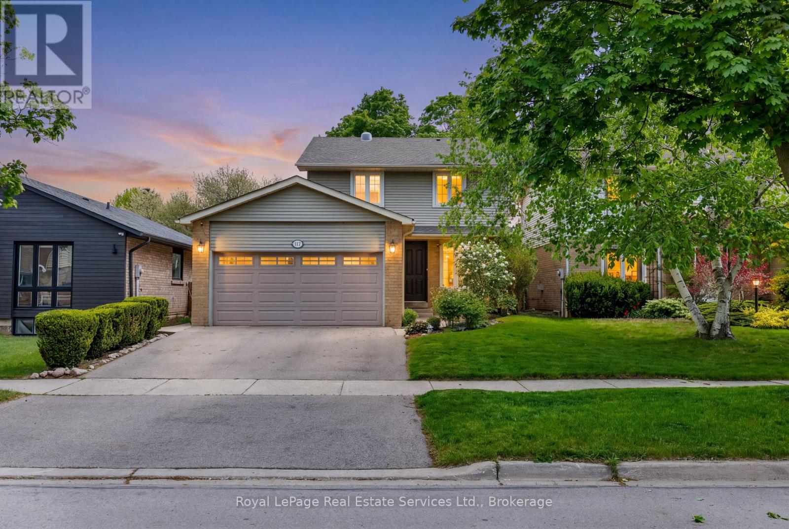 Detached at 117 CHALMERS STREET, Oakville
