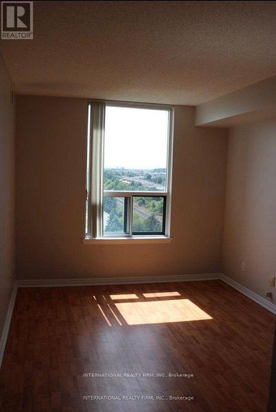 Apartment at 1010 - 135 HILLCREST AVENUE, Mississauga