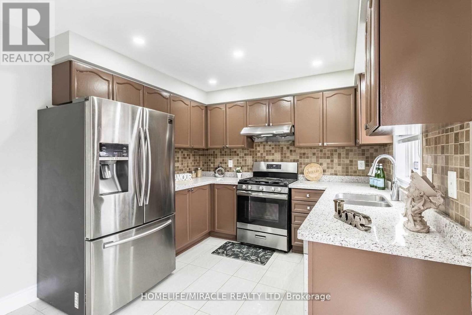 Semi-Detached/Link at UPPER - 17 ROADMASTER LANE, Brampton (Fletcher's Meadow)