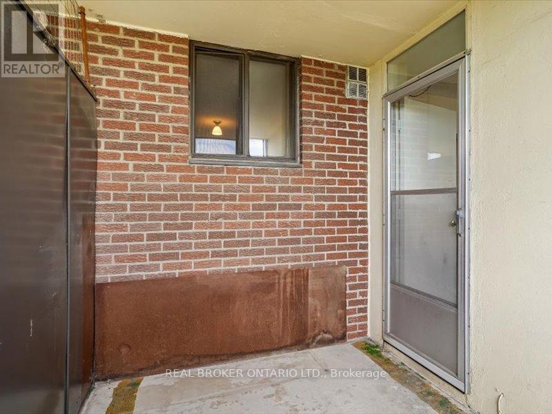 Apartment at 1504 - 3170 KIRWIN AVENUE, Mississauga