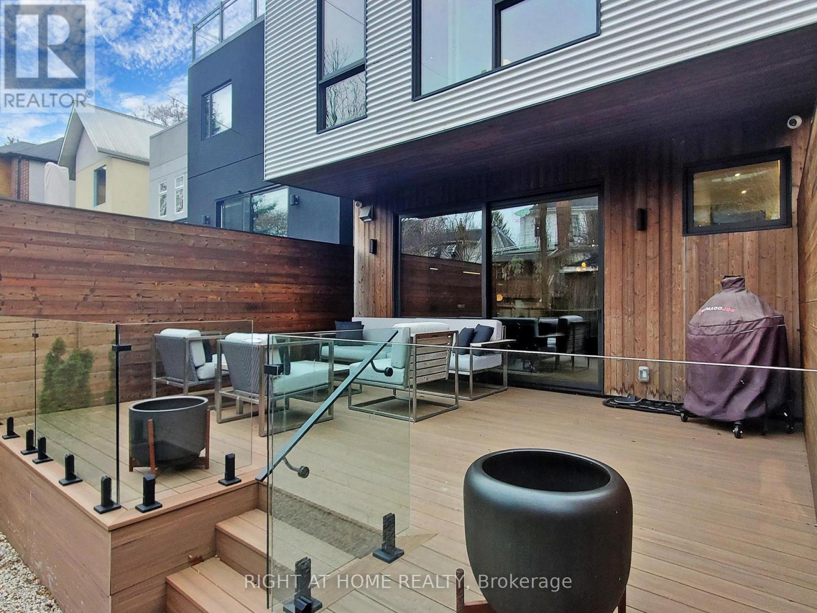 Detached at 15 DURIE STREET E, Toronto