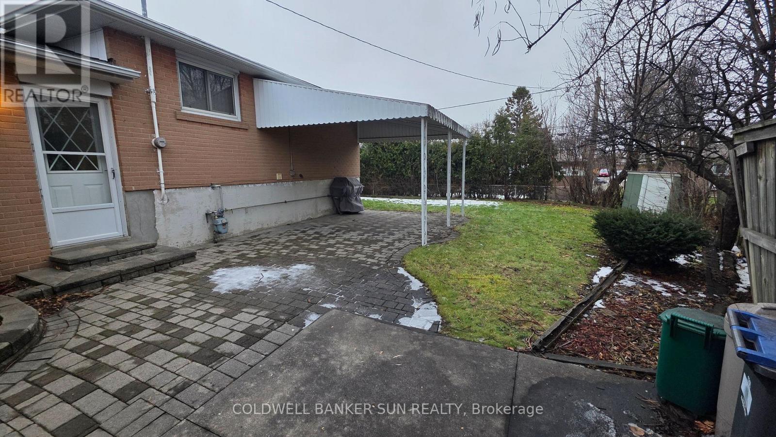 Semi-Detached/Link at 23 BROOKDALE CRESCENT, Brampton