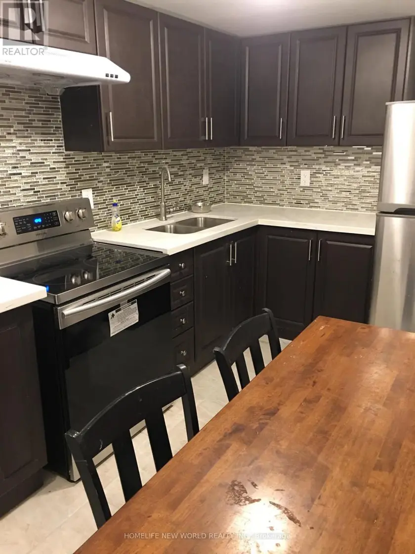 Townhouse at BSMT 02 - 2466 ST CLAIR AVENUE W, Toronto (Rockcliffe-Smythe)