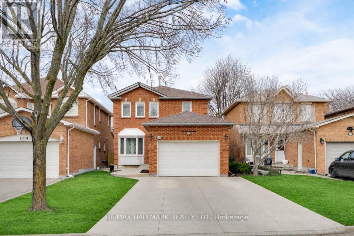 Detached at 3310 GREENBELT CRESCENT, Mississauga