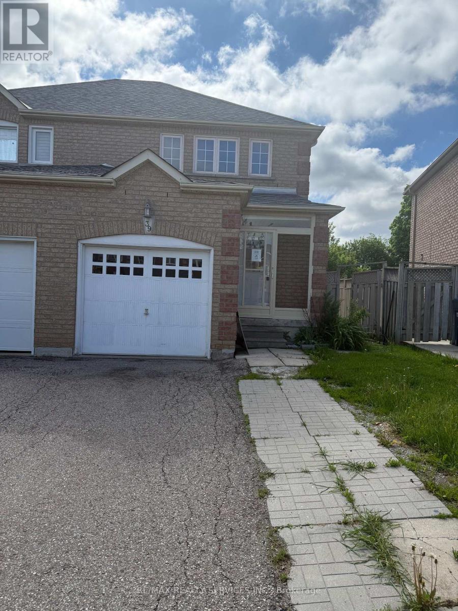 Semi-Detached/Link at 39 CARUSO DRIVE, Brampton