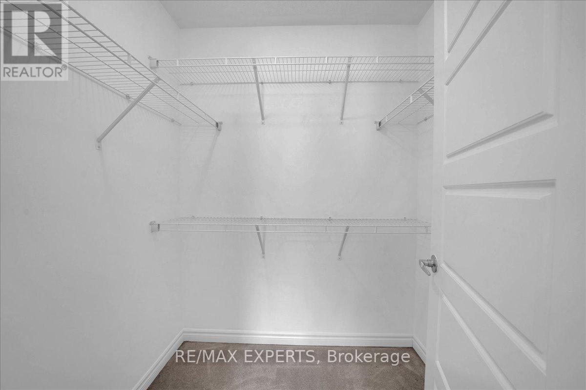 Townhouse at 297 BEASLEY TERRACE, Milton