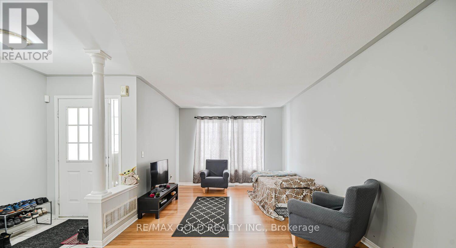 Semi-Detached/Link at 24 SEASIDE CIRCLE, Brampton
