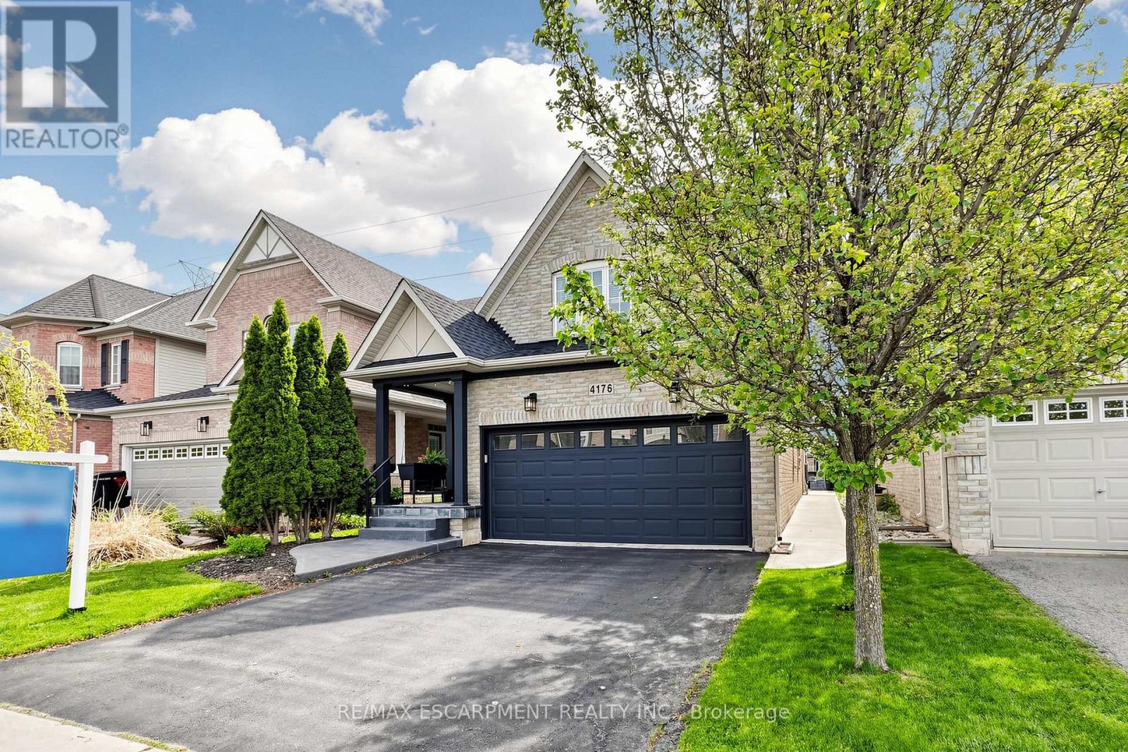 Detached at 4176 SAUNDERS CRESCENT, Burlington