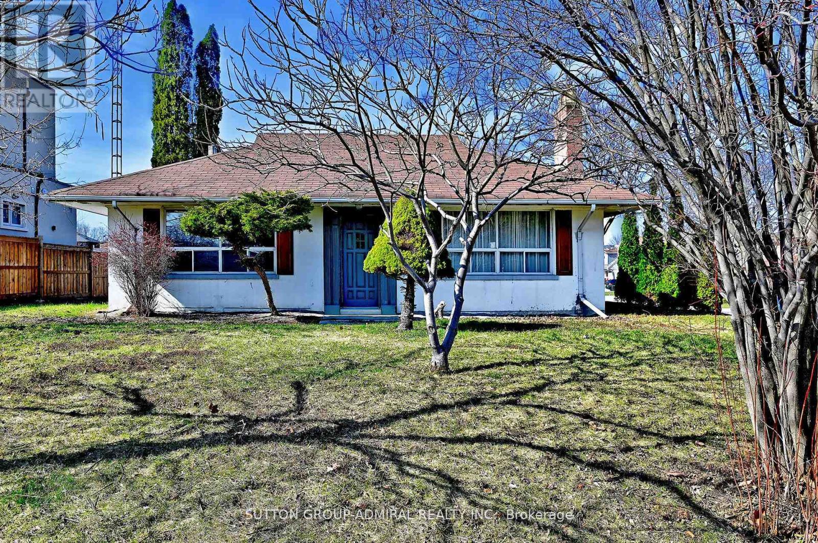 Detached at 58 HARLOW CRESCENT, Toronto