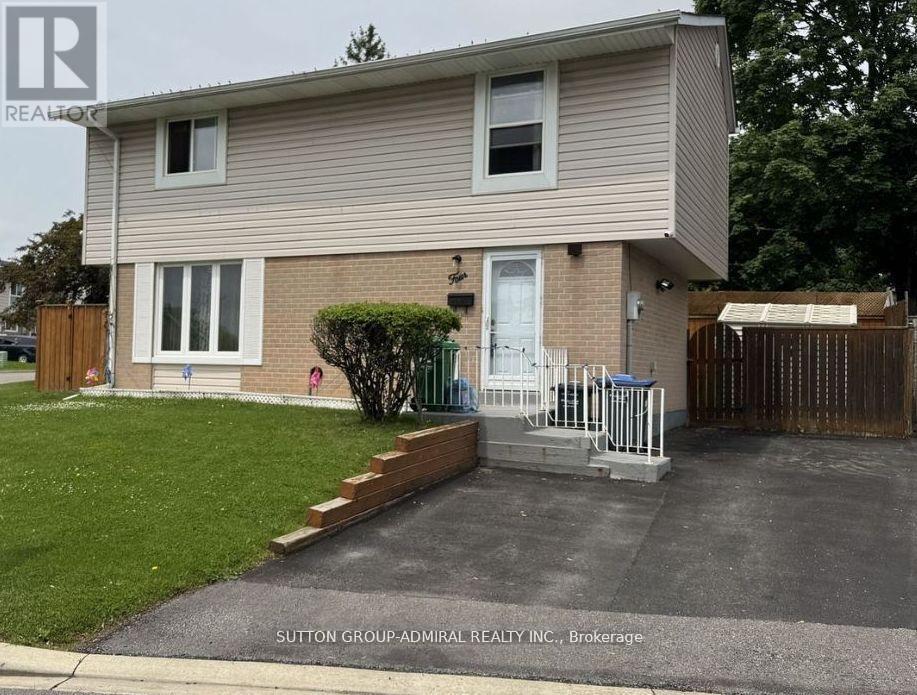 Detached at 4 HARDCASTLE COURT, Brampton