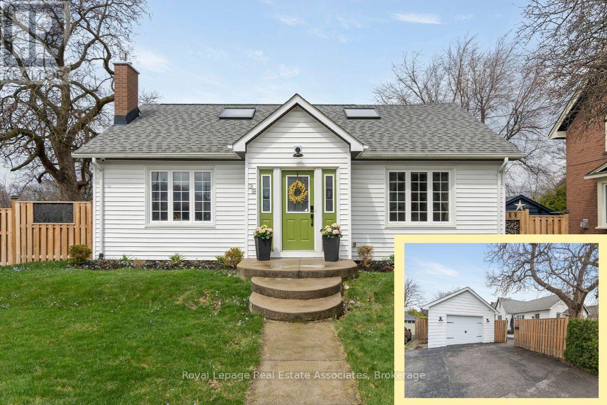Detached at 32 CRAIG STREET, Brampton
