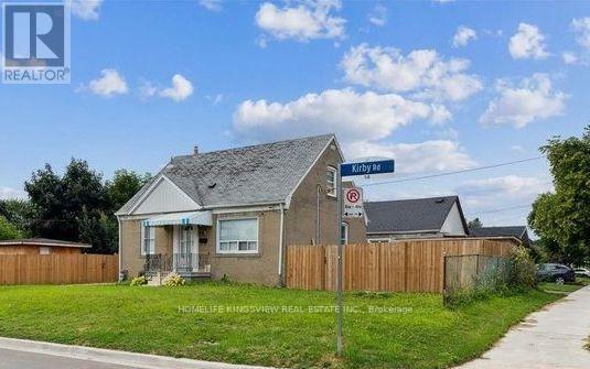 Detached at 14 KIRBY ROAD, Toronto (Downsview-Roding-CFB)
