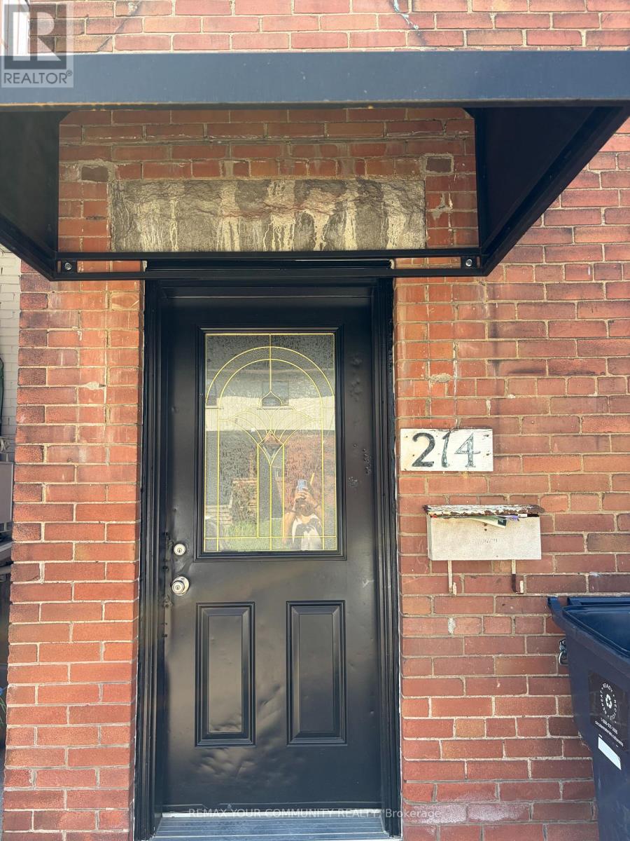 Multiplex at 214 EARLSCOURT AVENUE, Toronto (Corso Italia-Davenport)