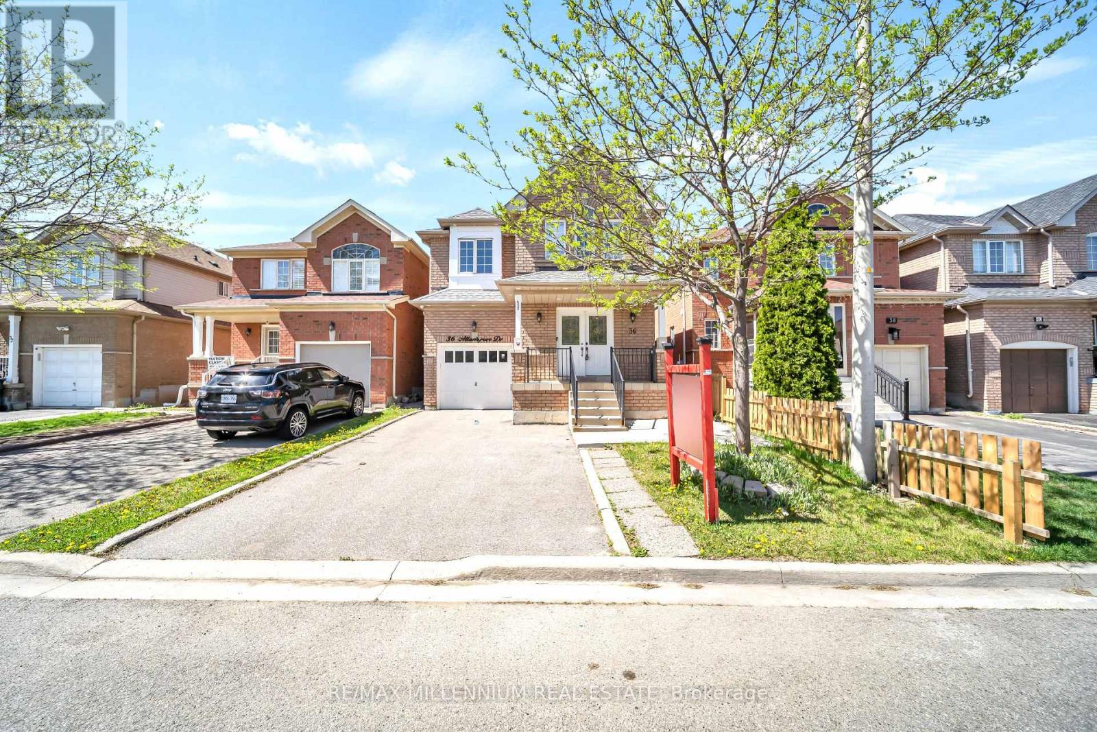Detached at 36 ALLANGROVE DRIVE, Brampton