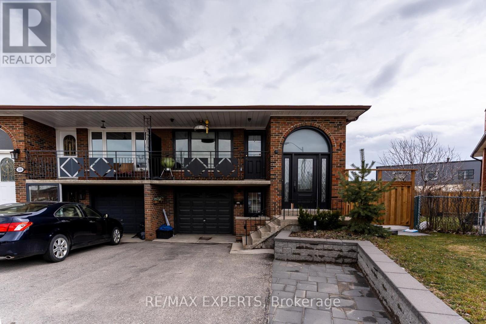 Semi-Detached/Link at BSMT - 107 CABANA DRIVE, Toronto (Humber Summit)