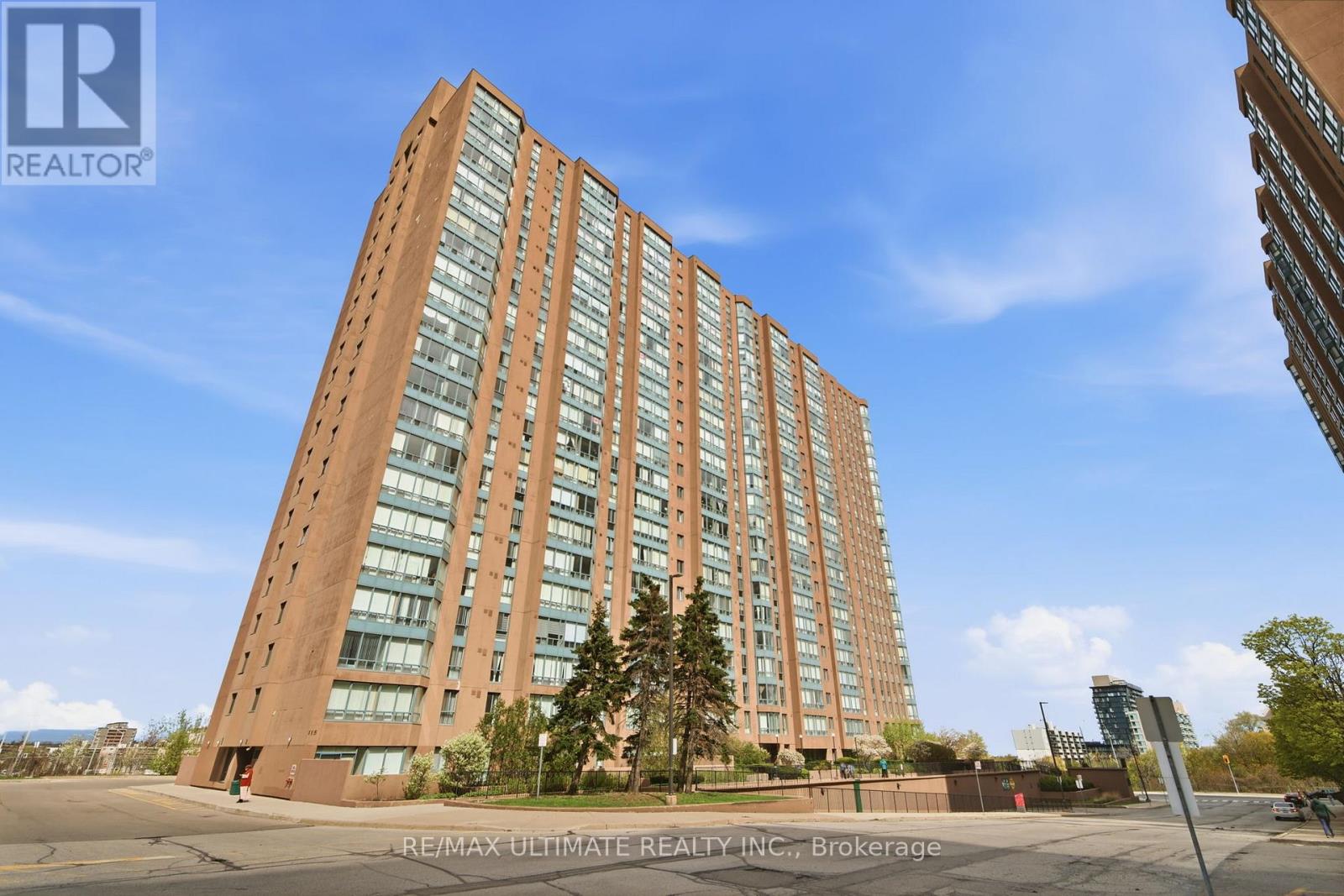 Apartment at 1614 - 115 HILLCREST AVENUE, Mississauga
