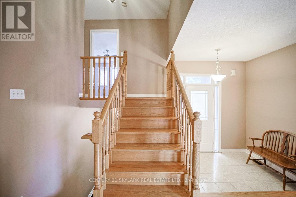 Detached at 13 PAULETTE WAY, Caledon