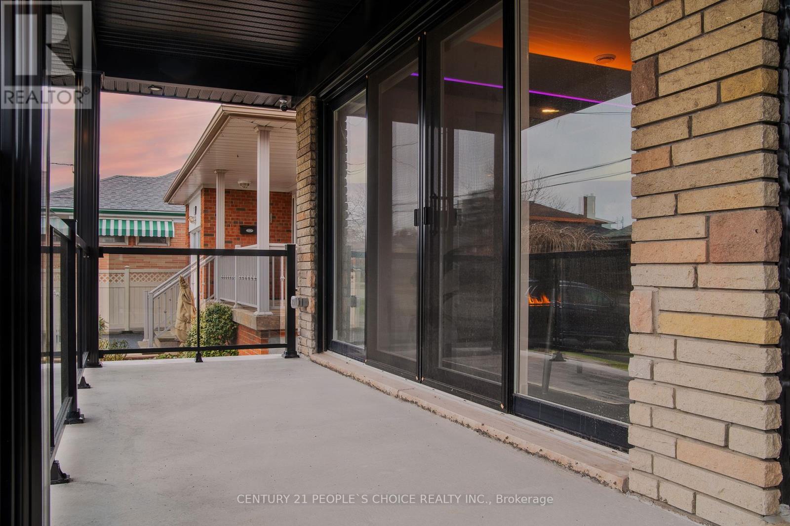 Detached at 37 BENTWORTH AVENUE, Toronto
