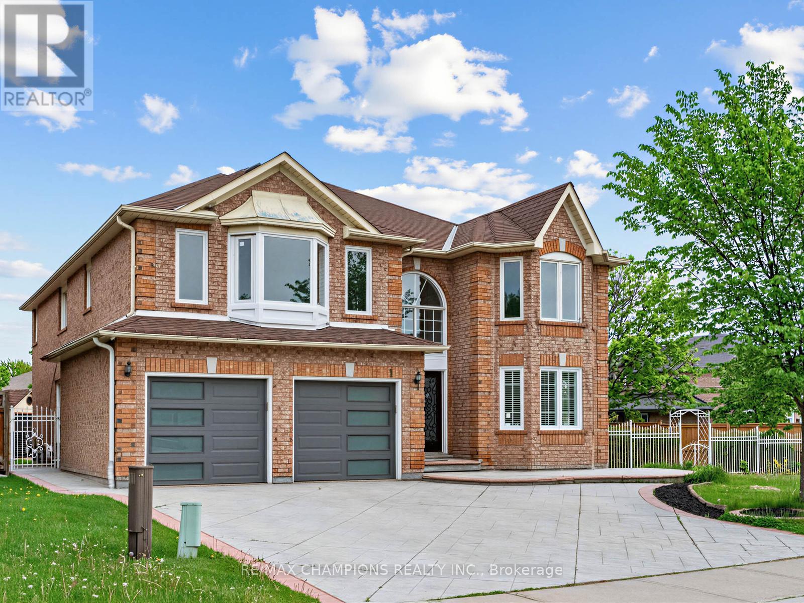 Detached at 1 CLUSTER OAK PLACE, Brampton (Sandringham-Wellington)