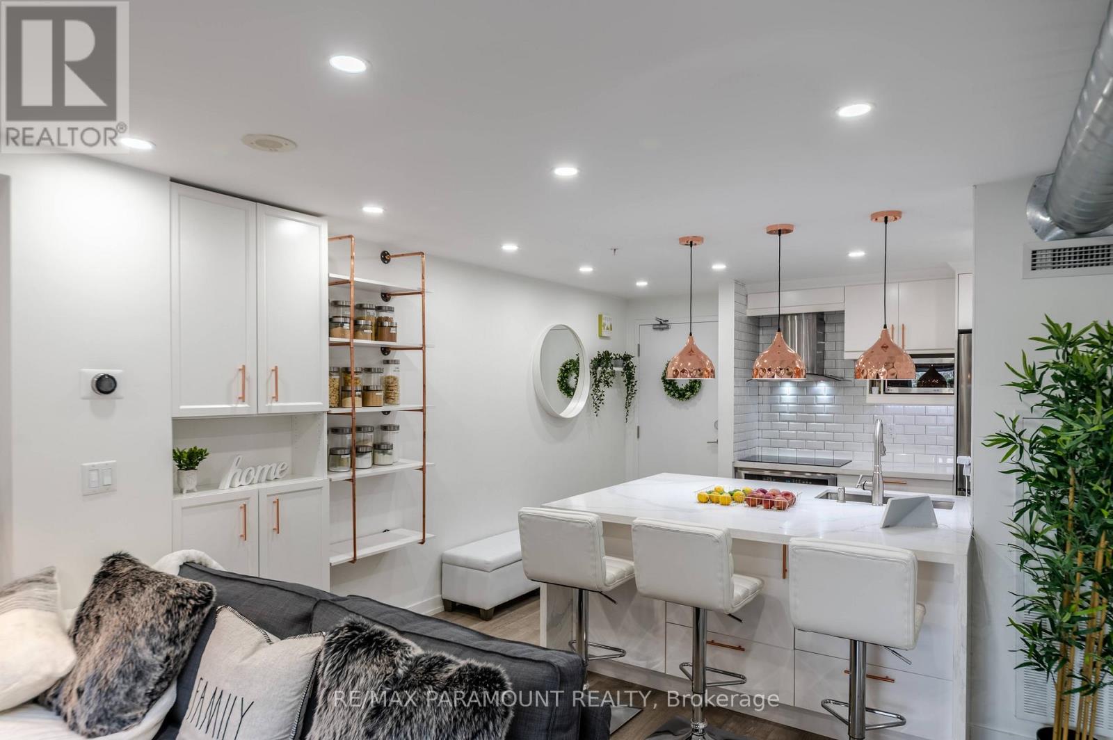 Apartment at 315 - 1410 DUPONT ROAD, Toronto (Dovercourt-Wallace Emerson-Junction)