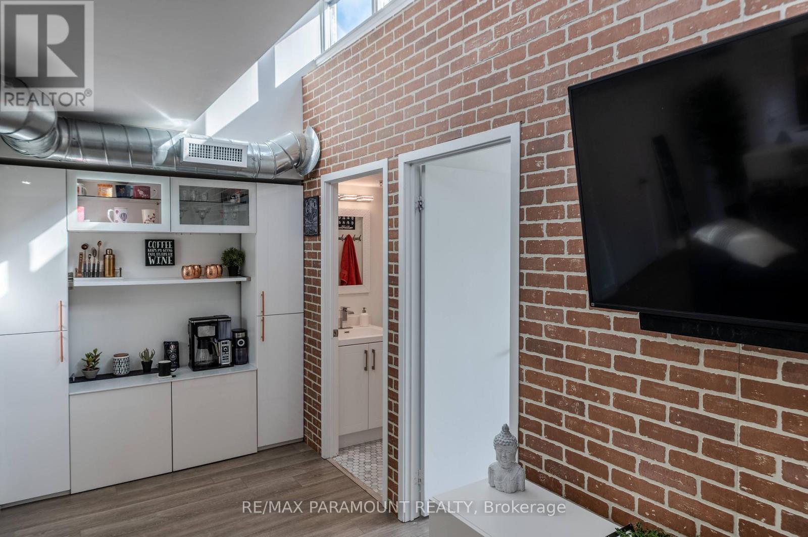 Apartment at 315 - 1410 DUPONT ROAD, Toronto