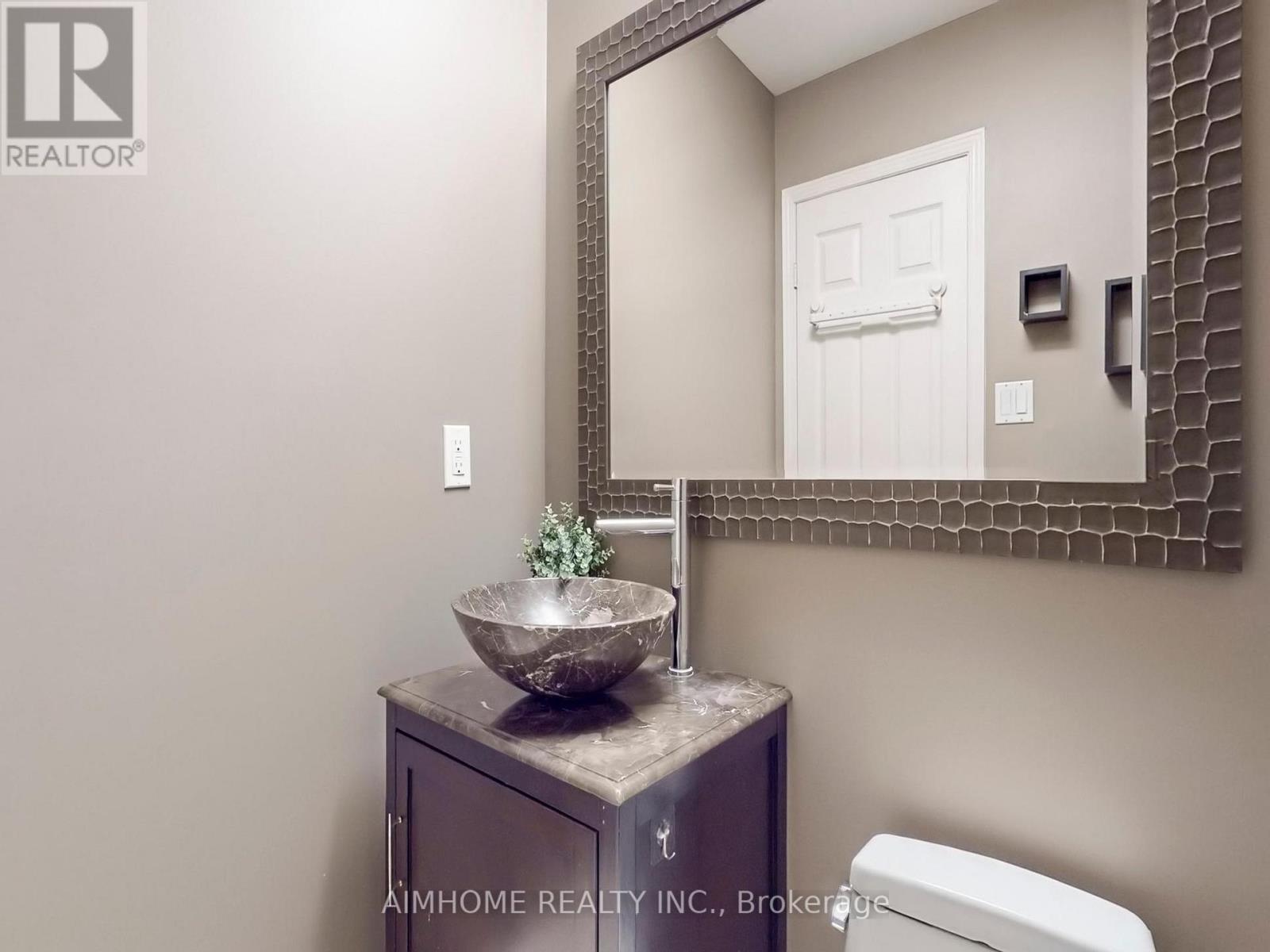 Detached at 1417 GREENDALE TERRACE, Oakville