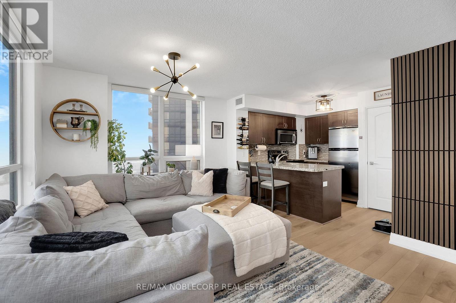 Apartment at 917 - 1060 SHEPPARD AVENUE W, Toronto