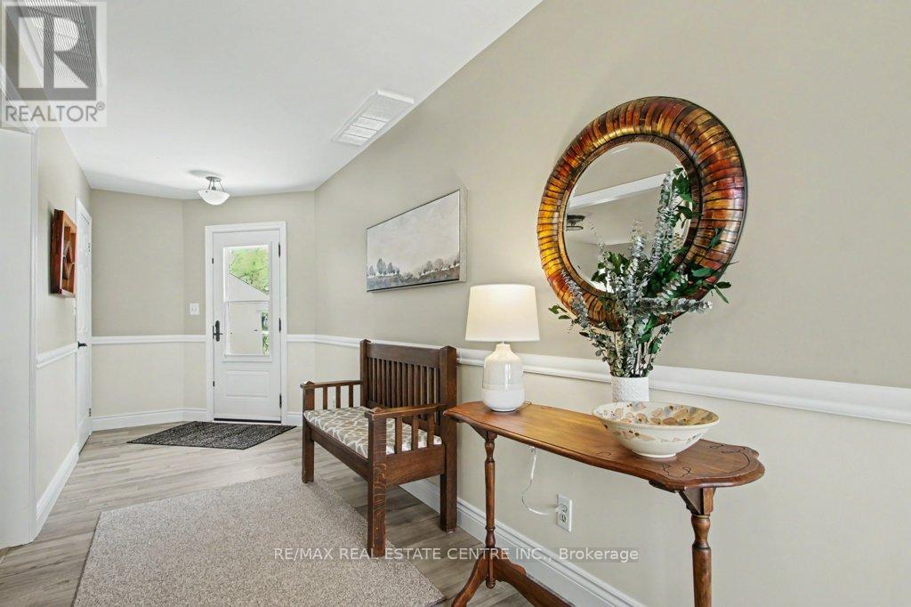 Detached at 11113 FIFTH LINE NASSAGAWEYA, Milton