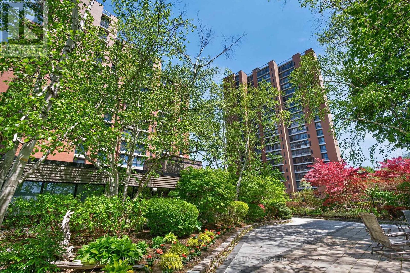 Apartment at 110 - 1400 DIXIE ROAD, Mississauga